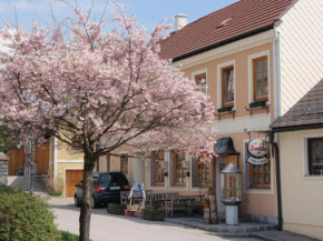  Gasthof zur Kirche  Коттес